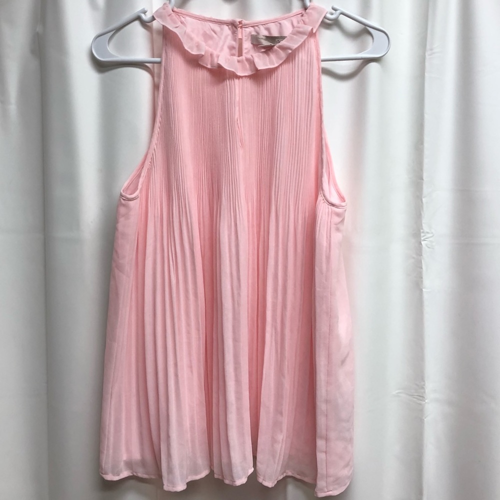 Pink flowy forever 21 top. Says Large, fits small